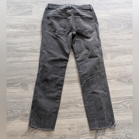 Free People High Rise Washed Black Straight Leg Jeans Women’s Size 25 Raw Frayed - Picture 3 of 3